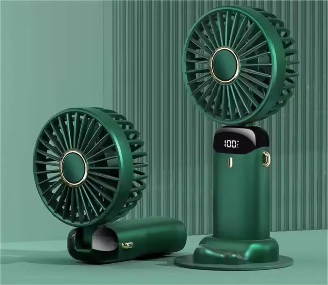 Mini ventilateur de bureau USB.