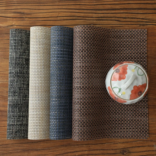NAPPES & NAPPERONS ( TAPIS DE TABLE)